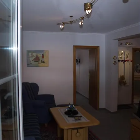 Inklusive Schwimmbad Apartment *