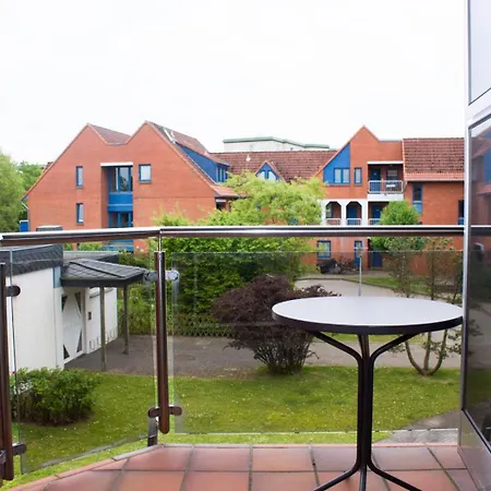Inklusive Schwimmbad Apartment Busum